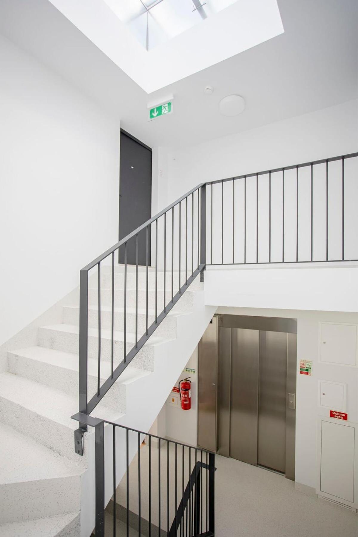 Liiiving In Porto-Modern & Glam Rooftop Apartment Ngoại thất bức ảnh